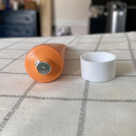 ELEMIS NWT Superfood Glow Cleansing Butter, 20mL/ .6 fl.oz. - Picture 4 of 8